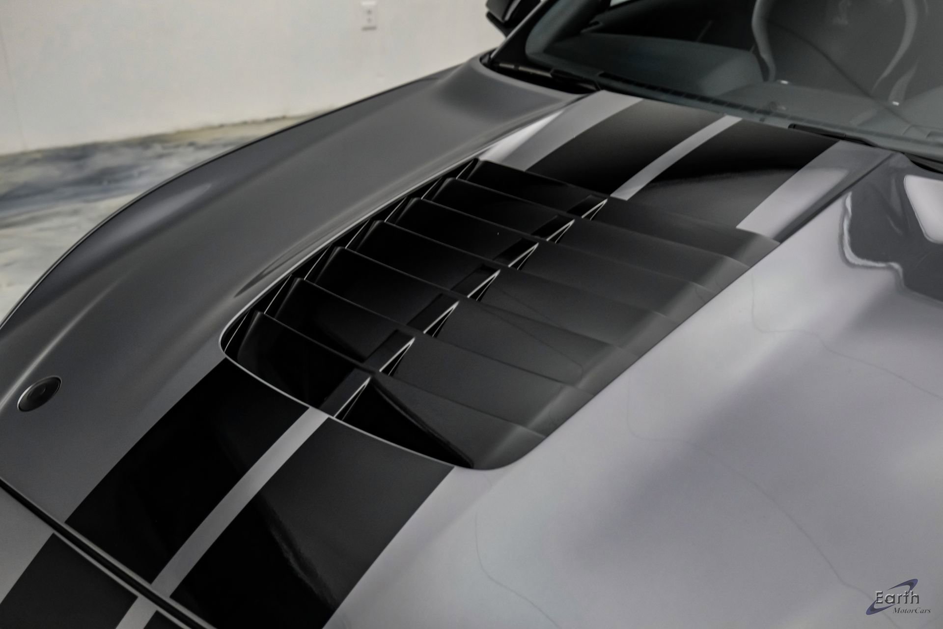 Used 2021 Ford Mustang Shelby GT500 w/ Carbon Fiber Track Pack image 35