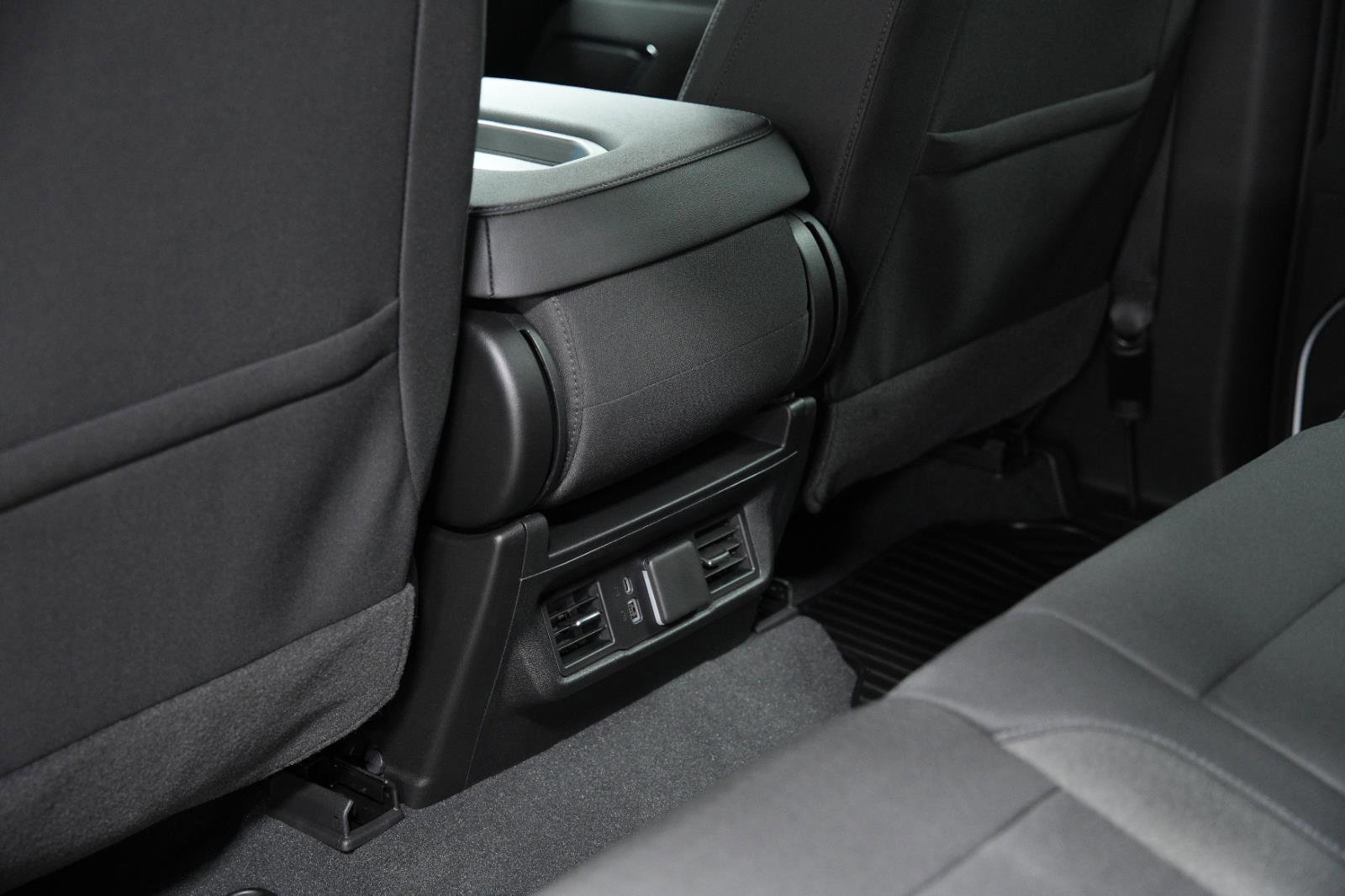 New 2026 GMC Sierra 1500 Elevation image 18