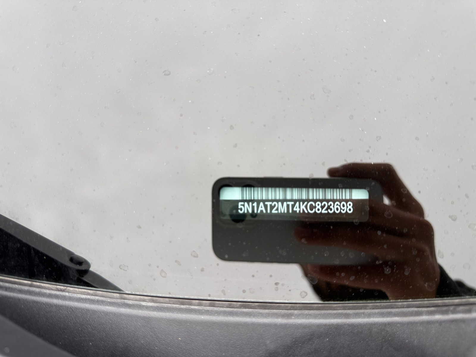 Used 2019 Nissan Rogue S image 25