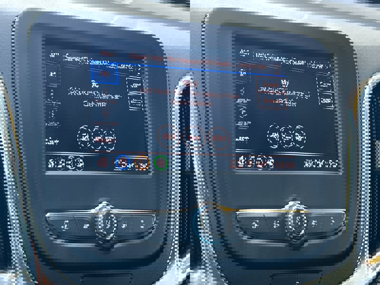 Used 2023 Chevrolet Equinox LS w/ LS Convenience Package image 18