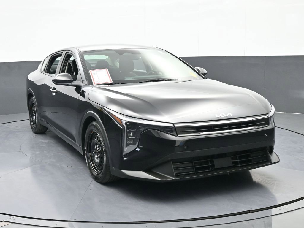 Used 2025 Kia K4 LX image 9