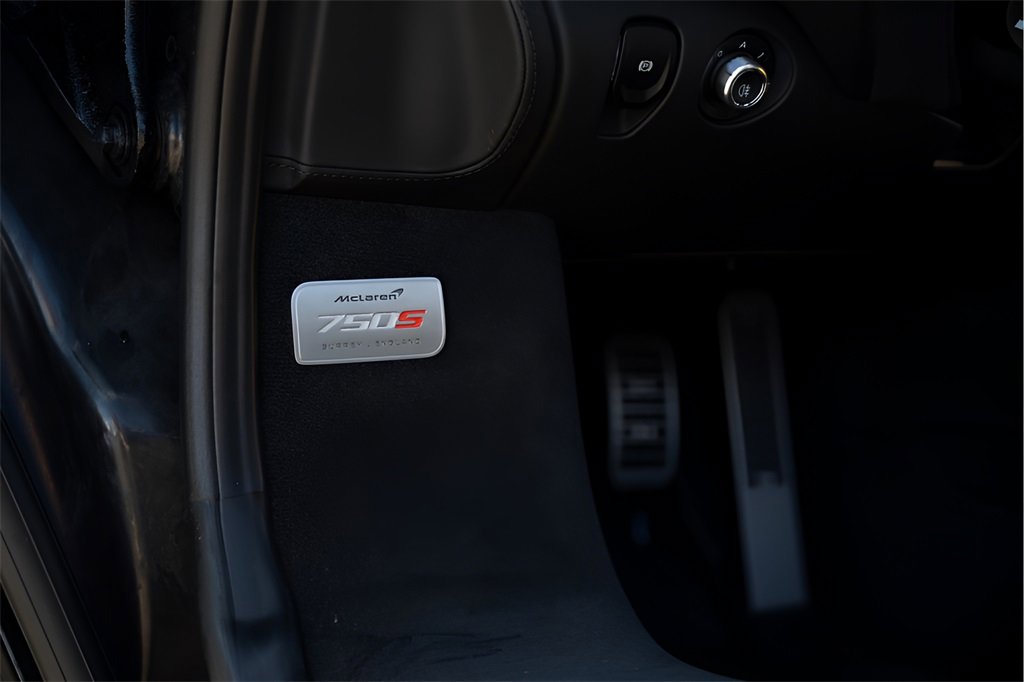 New 2026 McLaren 750S Spider image 57