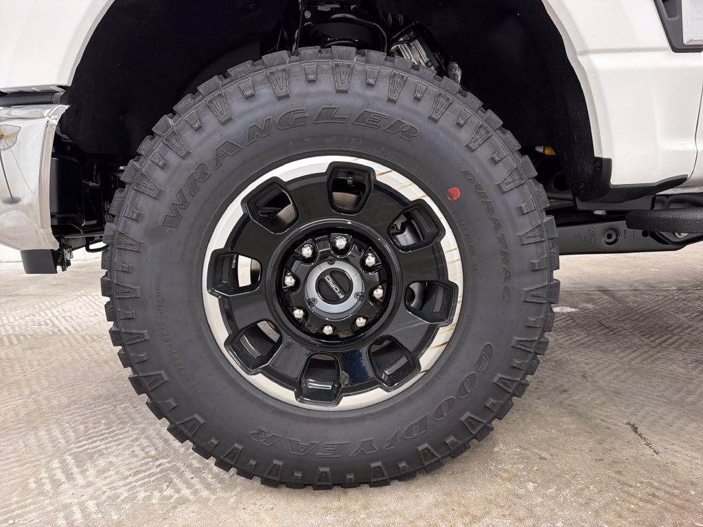 New 2027 Ford F250 Lariat w/ Tremor Off-Road Package AWD/4WD image 11