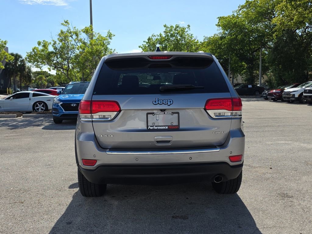 Used 2016 Jeep Grand Cherokee Limited AWD/4WD image 8