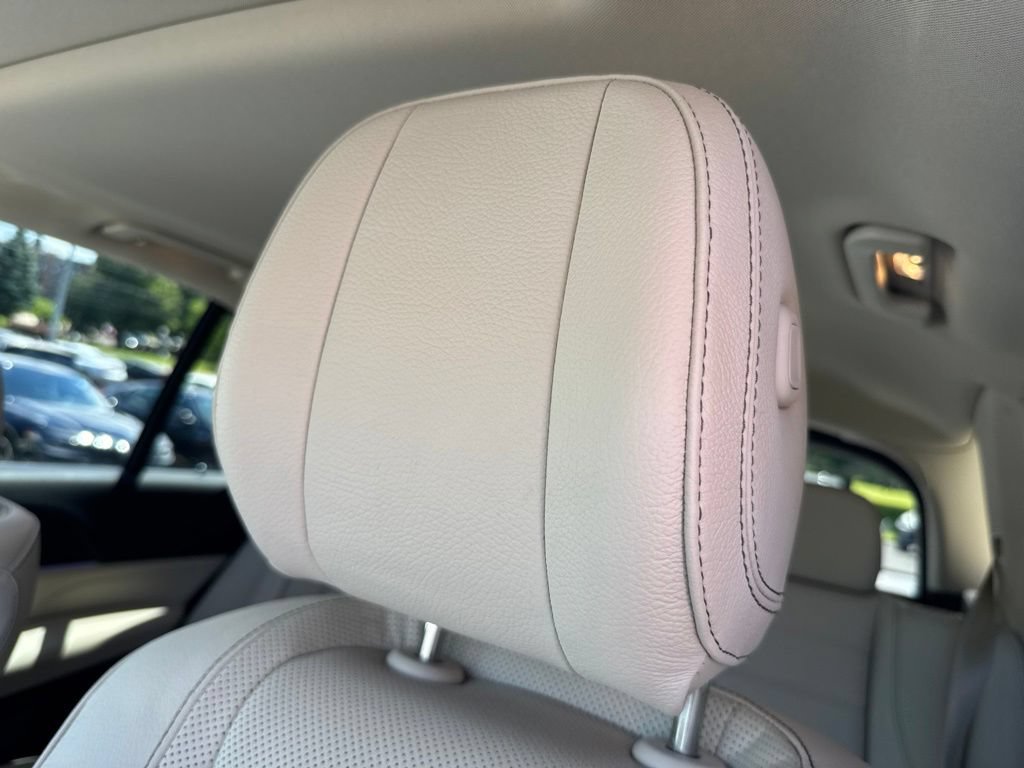 Used 2023 Mercedes-Benz GLE 350 4MATIC image 32