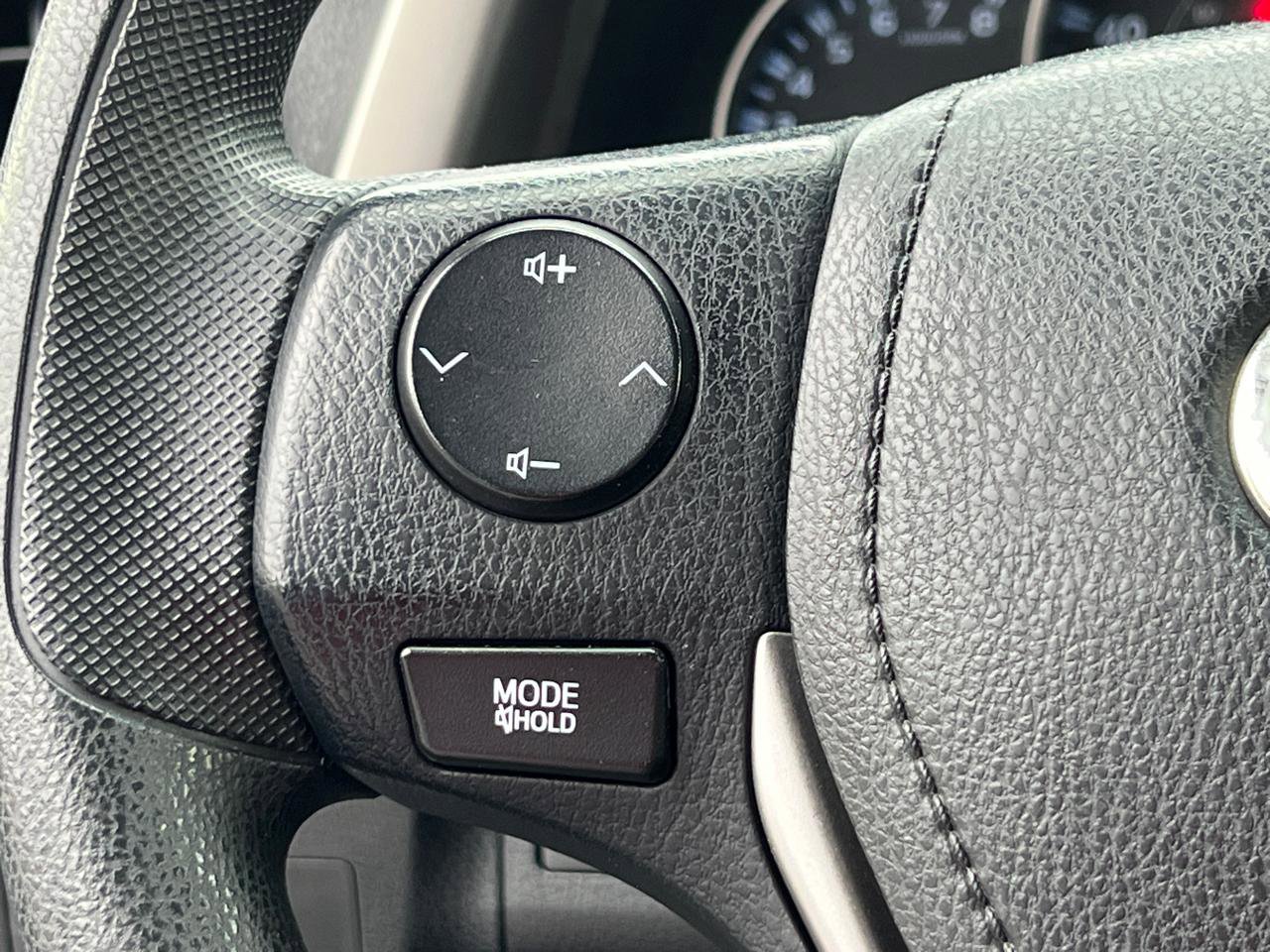 Used 2016 Toyota RAV4 LE AWD/4WD image 20