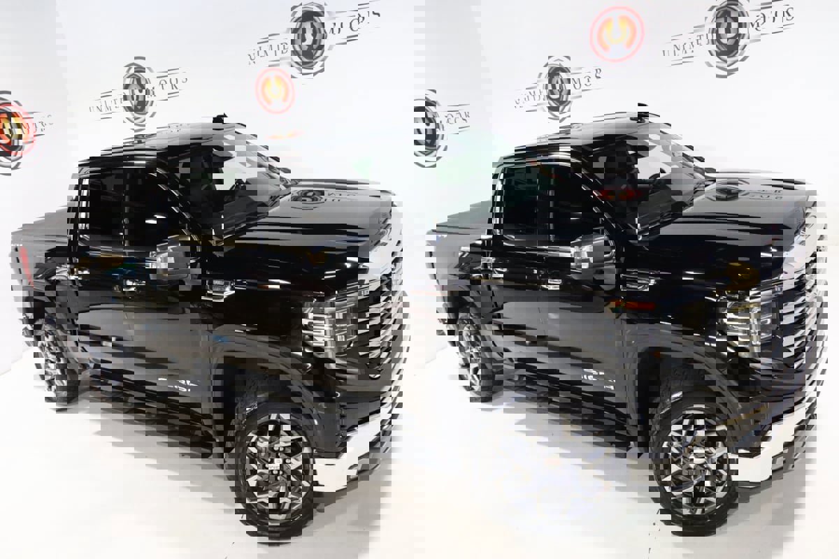 Used 2023 GMC Sierra 1500 SLT w/ SLT Convenience Package image 9