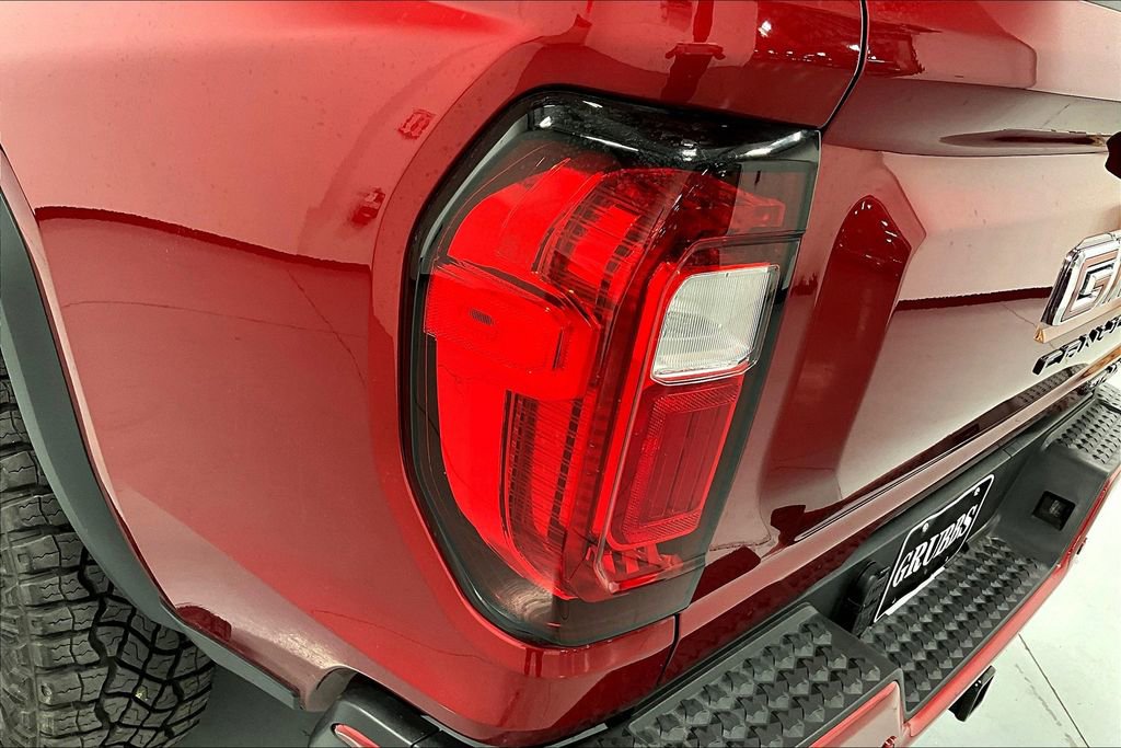 Used 2023 GMC Canyon AT4X image 40