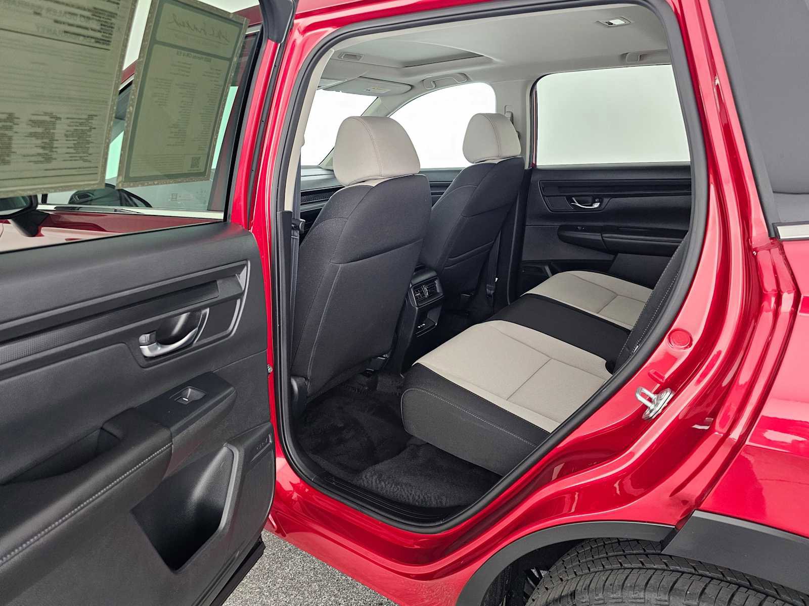 Used 2025 Honda CR-V EX image 14
