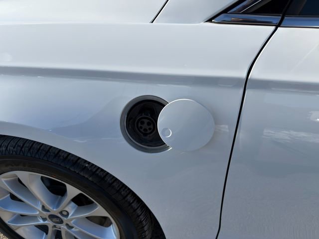 Used 2019 Ford Fusion Energi Titanium FWD image 12