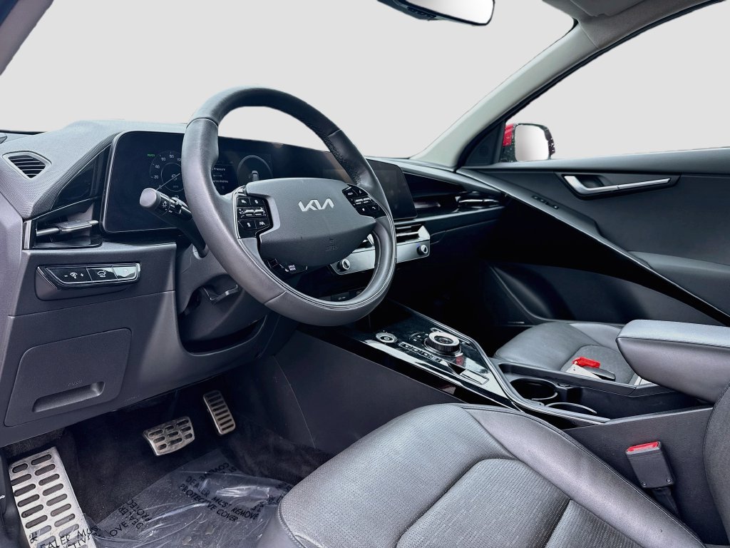 Used 2023 Kia Niro Wave w/ Wave Preserve Package FWD image 10