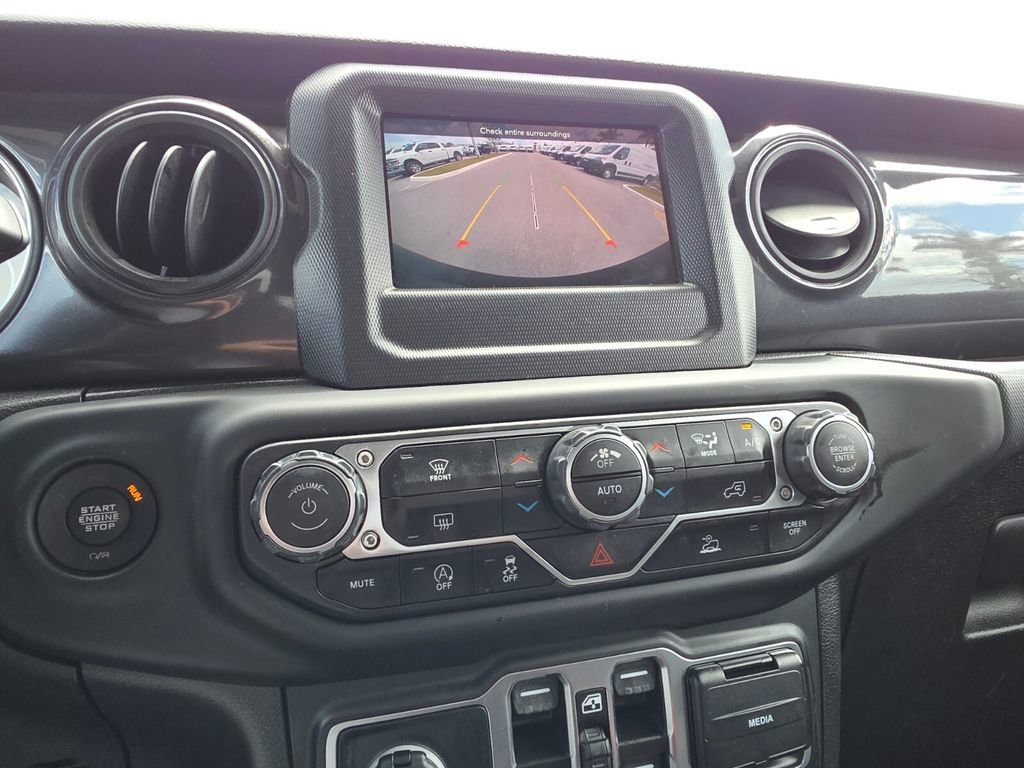 Used 2022 Jeep Wrangler Unlimited Sport image 30