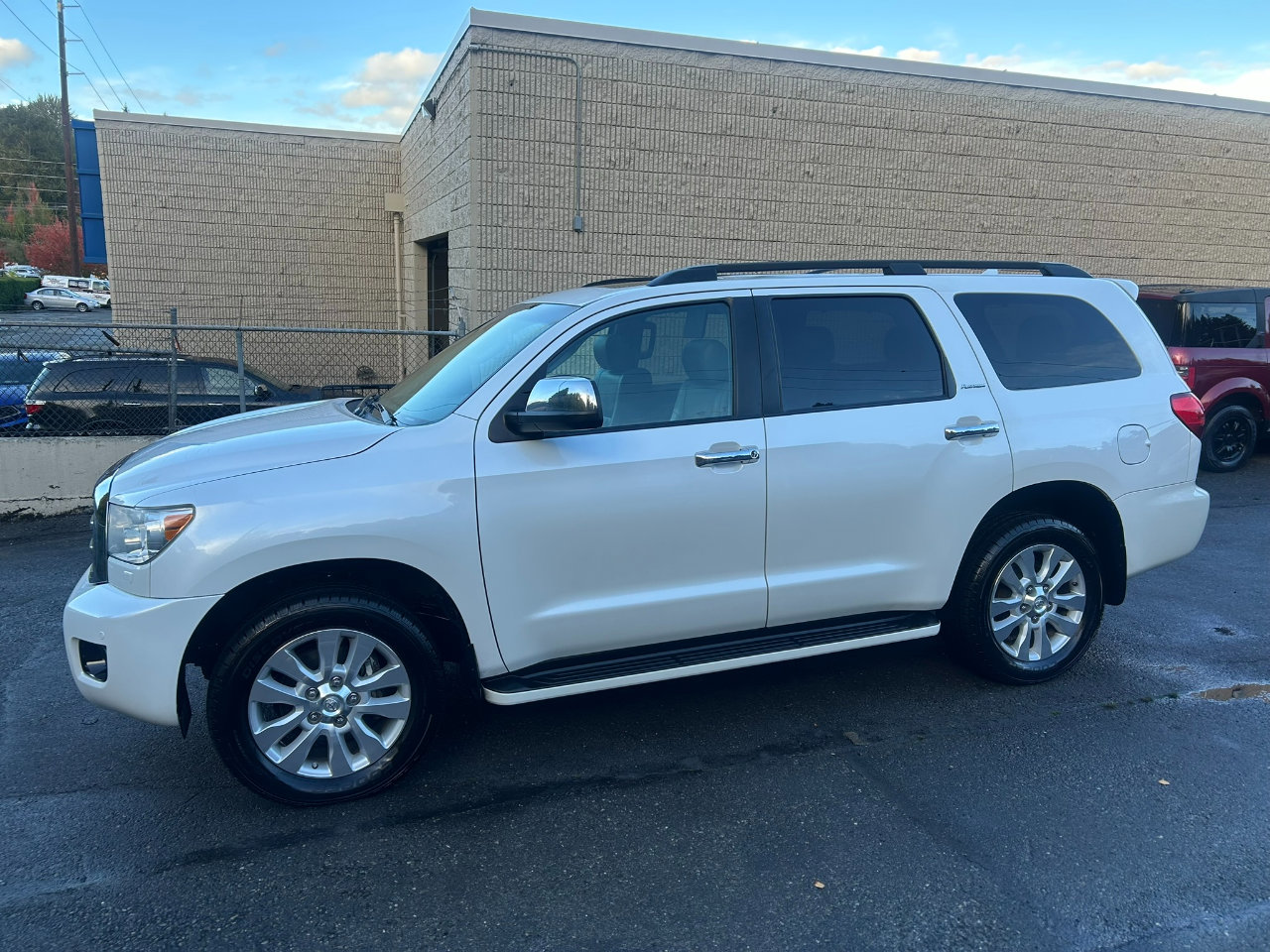 Used 2016 Toyota Sequoia Platinum image 8