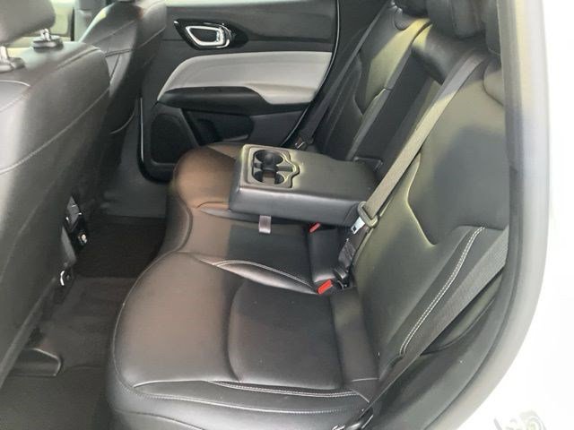 Certified 2025 Jeep Compass Limited image 15