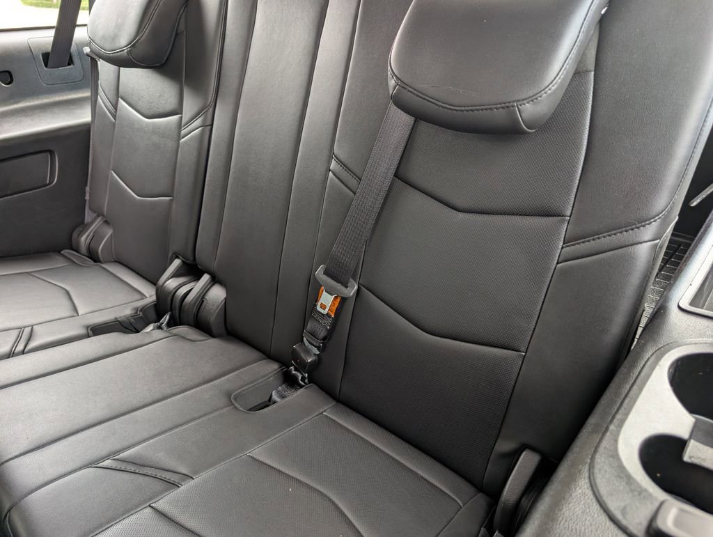 Used 2019 Cadillac Escalade ESV Premium Luxury AWD/4WD image 18