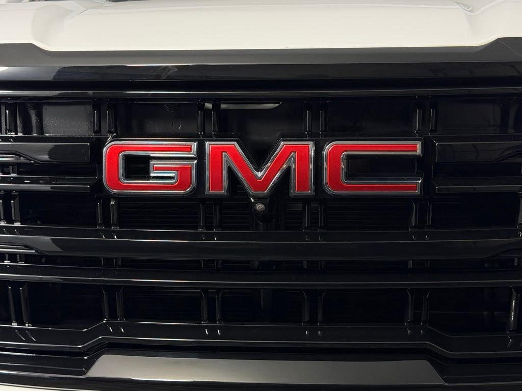 Used 2024 GMC Yukon AT4 w/ AT4 Premium Plus Package image 13