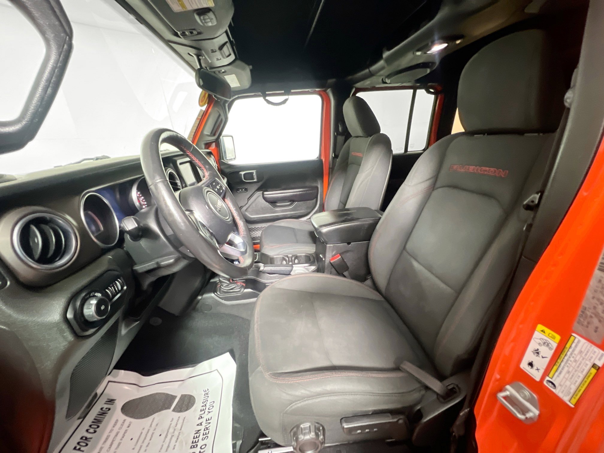 Used 2018 Jeep Wrangler Unlimited Rubicon w/ LED Lighting Group image 14