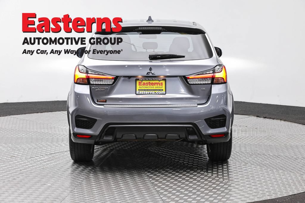 Used 2022 Mitsubishi Outlander Sport SE FWD image 6