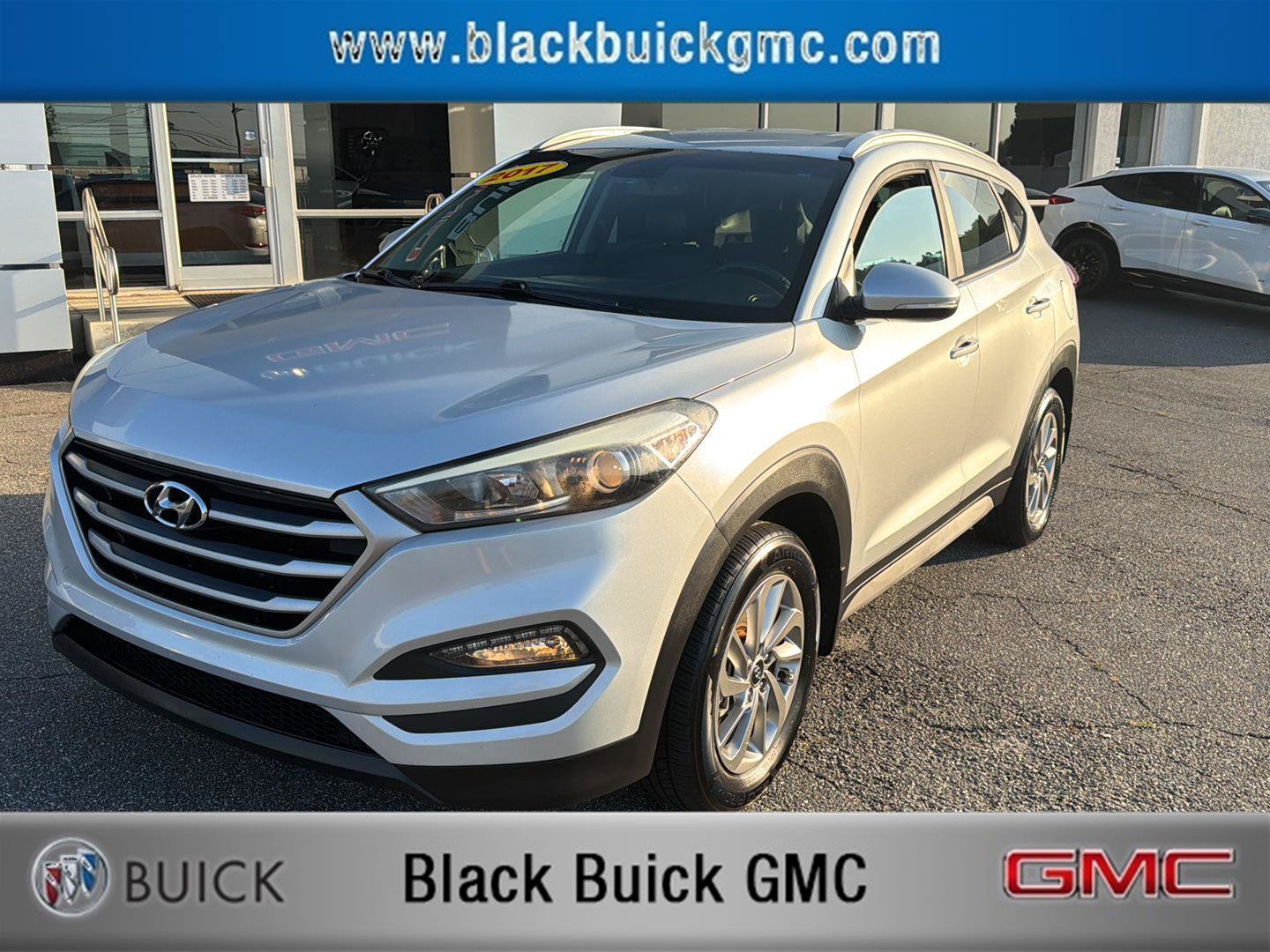 Used 2017 Hyundai Tucson SE Plus AWD/4WD image 1