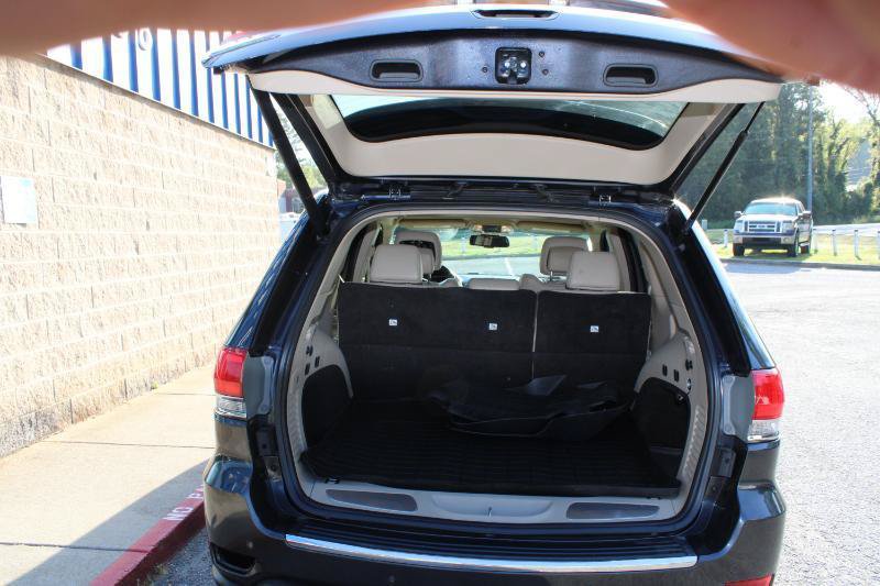 Used 2014 Jeep Grand Cherokee Limited w/ Luxury Group II RWD image 14