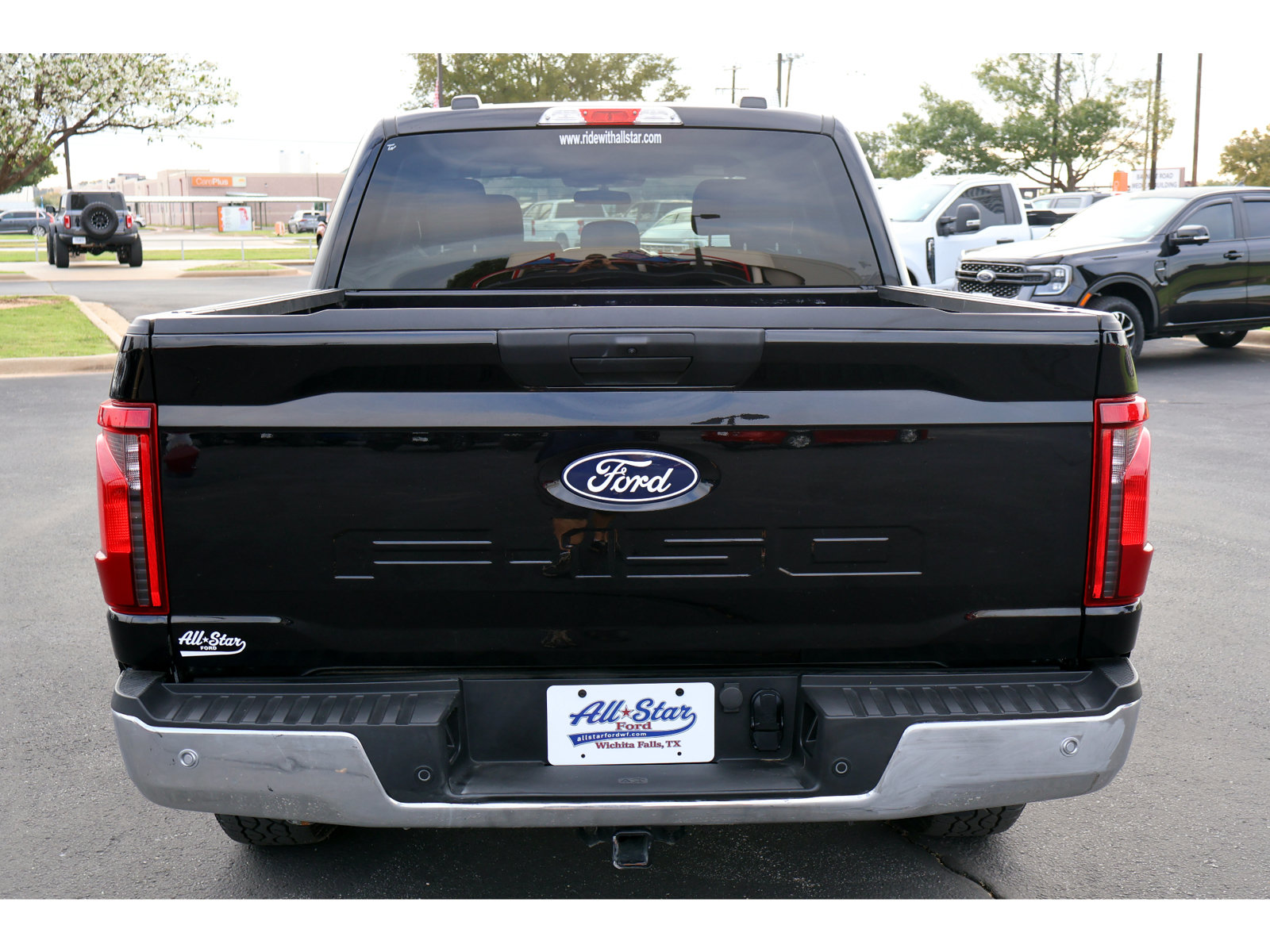 Used 2025 Ford F150 XLT w/ Equipment Group 301A Standard AWD/4WD image 13