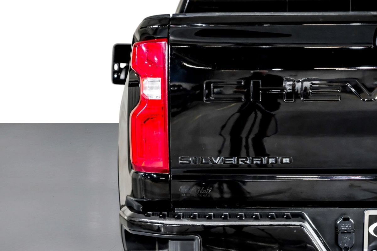 Used 2021 Chevrolet Silverado 2500 LTZ w/ LTZ Plus Package AWD/4WD image 42