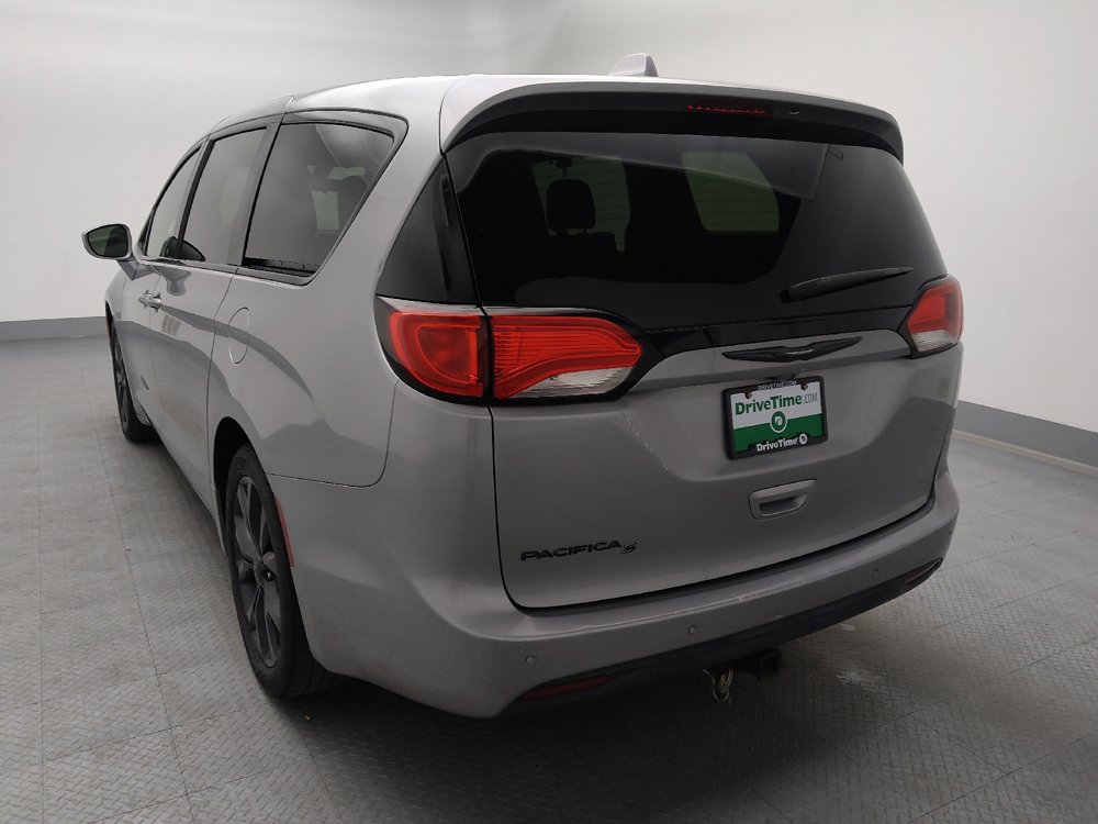 Used 2018 Chrysler Pacifica Touring Plus w/ S Appearance Package FWD image 6