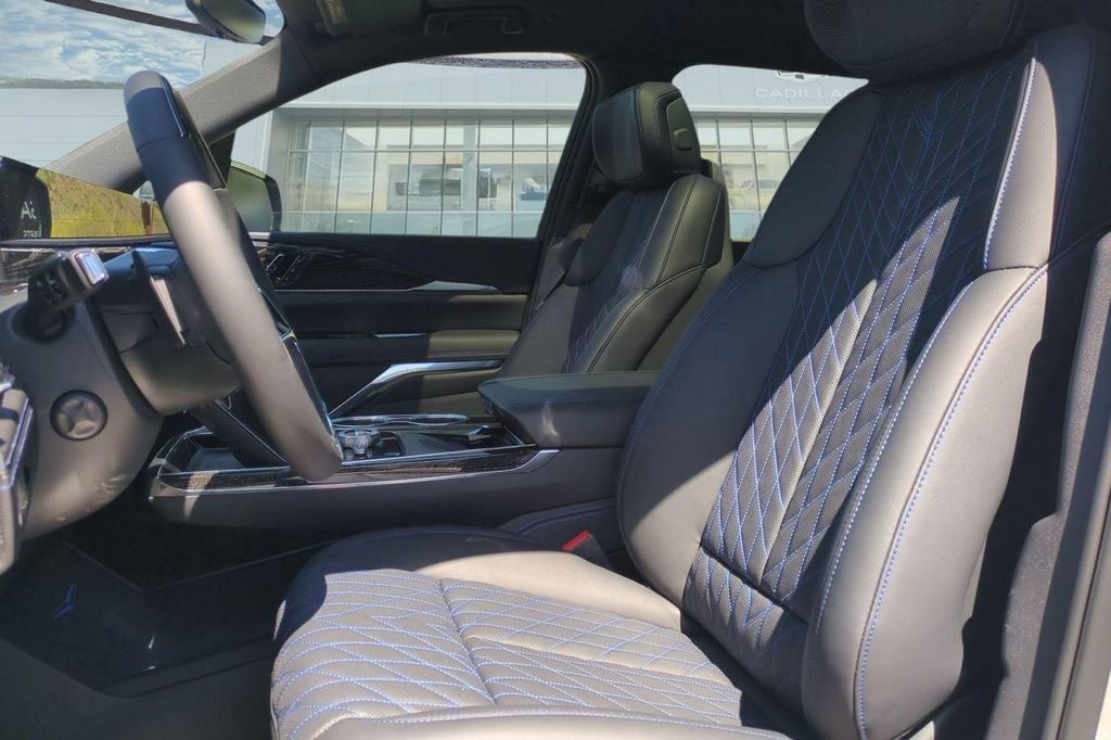 New 2026 Cadillac Escalade IQL Luxury AWD/4WD image 10