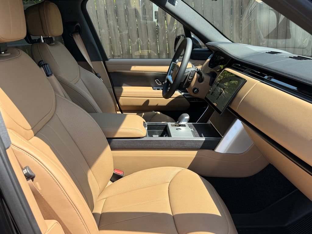 New 2026 Land Rover Range Rover SE AWD/4WD image 12