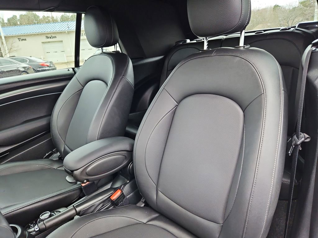 Used 2024 MINI Cooper Convertible image 28