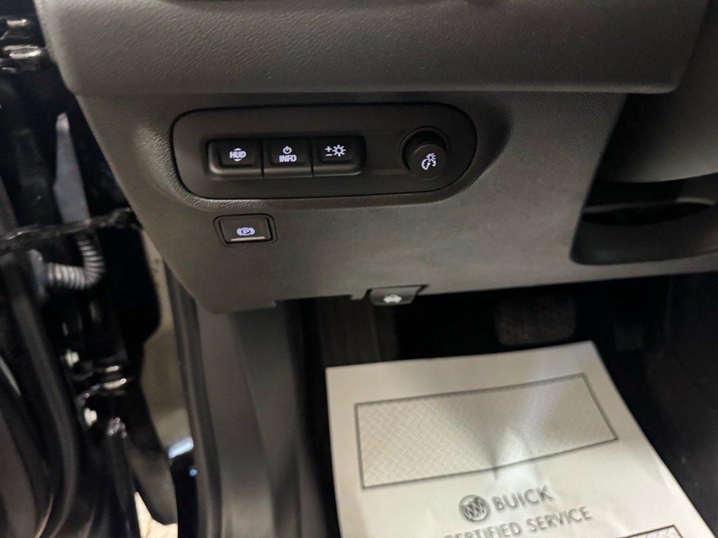 Used 2024 GMC Terrain AT4 w/ Infotainment Package II image 19