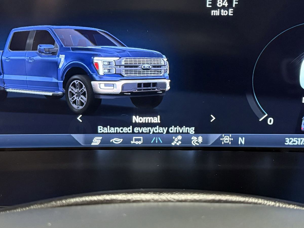 Used 2024 Ford F150 Lariat image 21