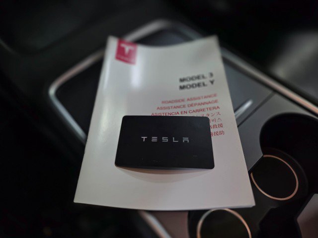 Used 2021 Tesla Model Y Performance image 40