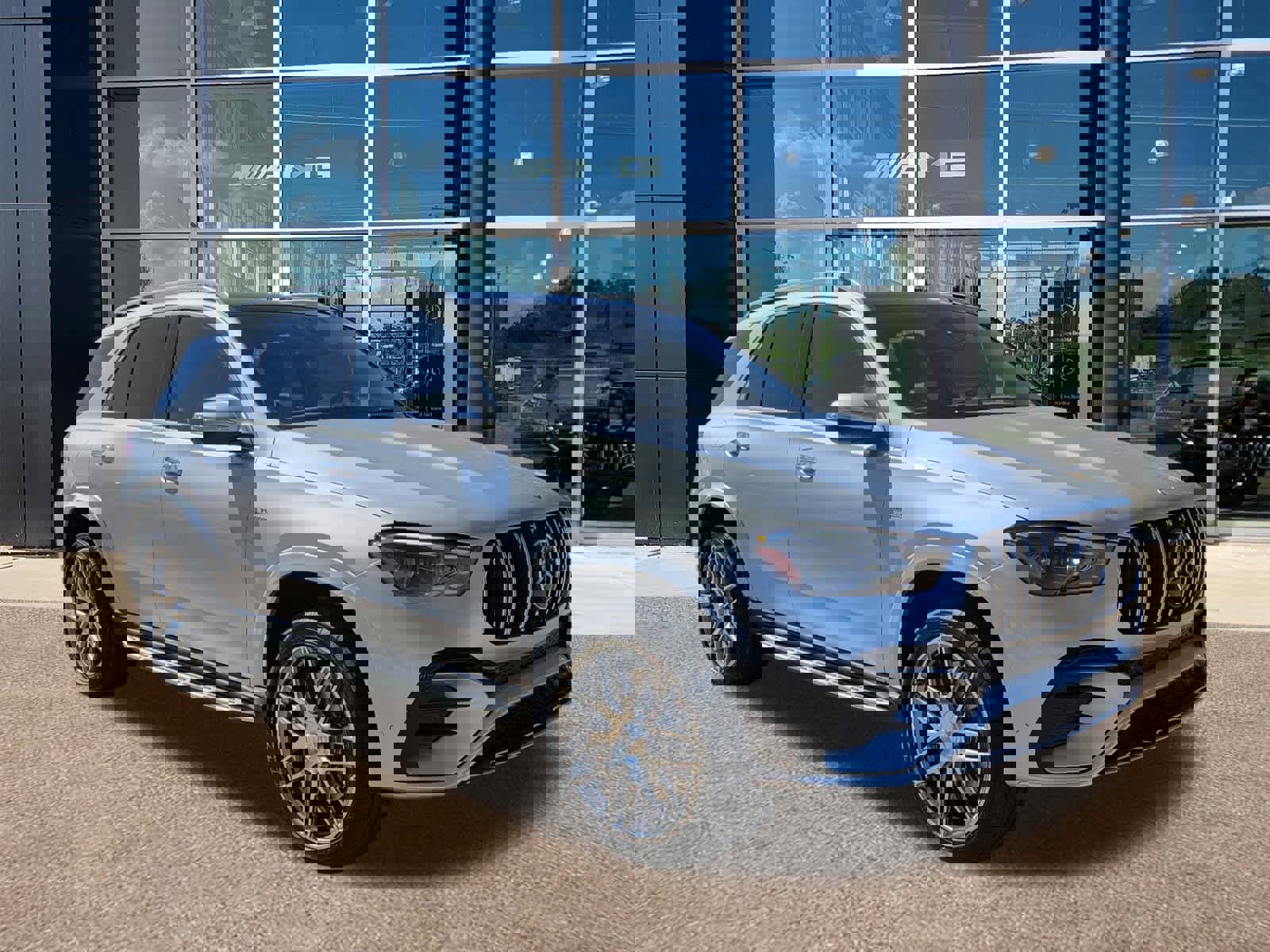 New 2026 Mercedes-Benz GLE 53 AMG 4MATIC image 3