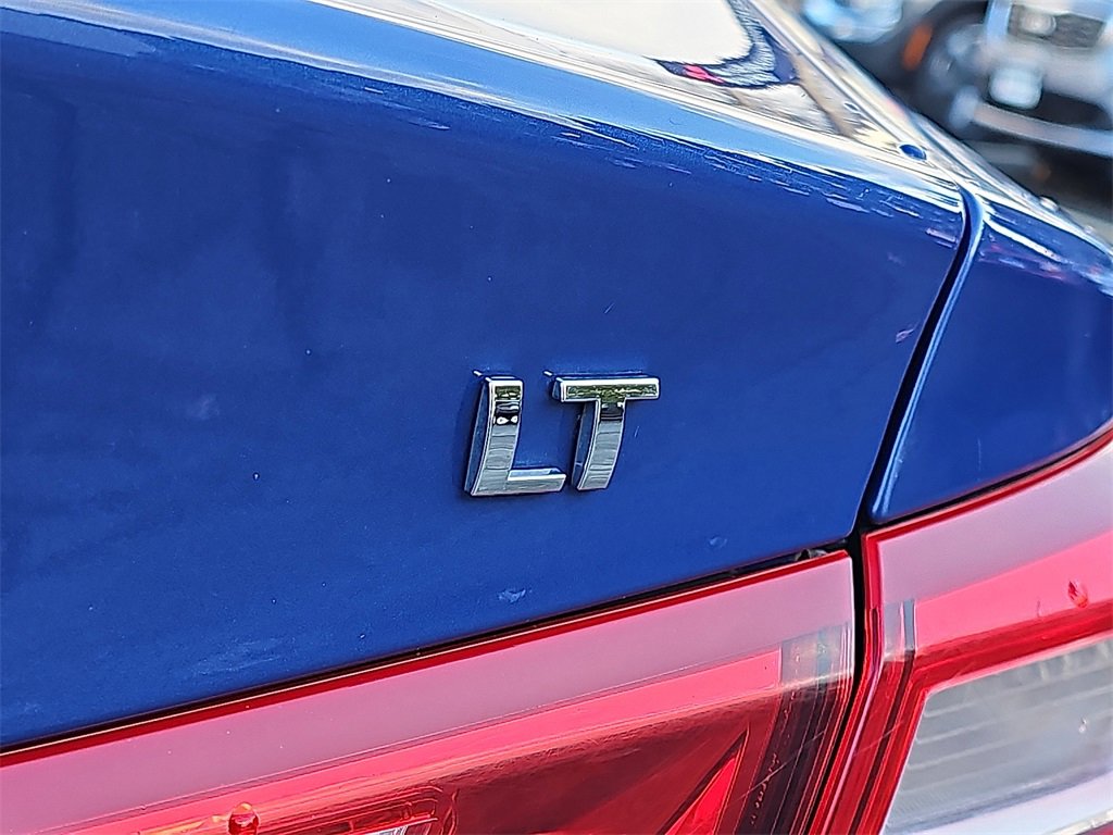 Used 2023 Chevrolet Malibu LT image 31