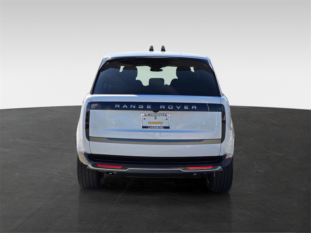 New 2026 Land Rover Range Rover SE image 5