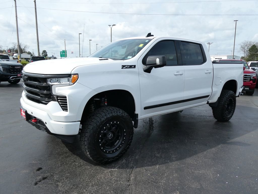Used 2023 Chevrolet Silverado 1500 High Country w/ Technology Package AWD/4WD image 8