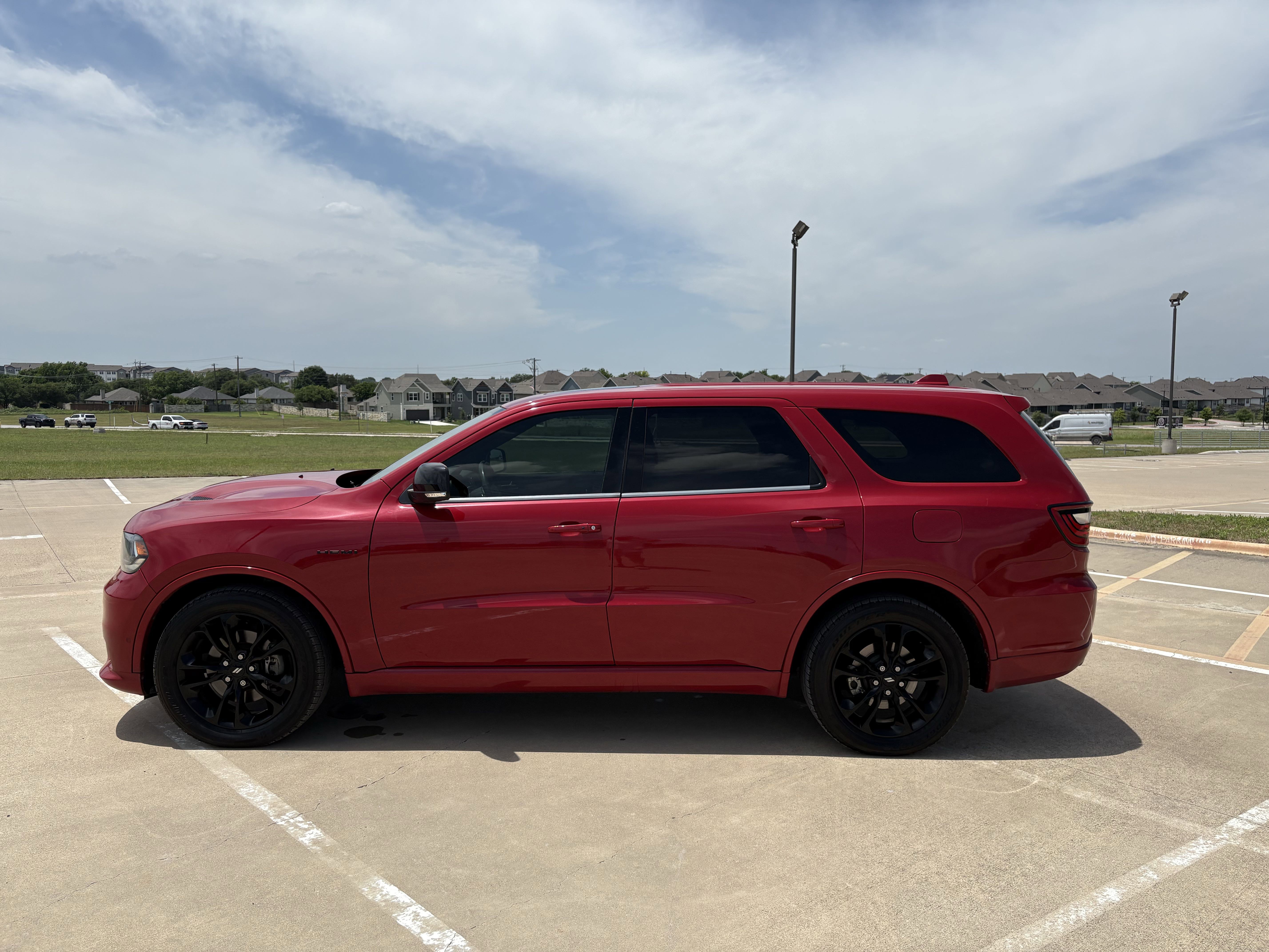 Used 2020 Dodge Durango R/T w/ Blacktop Package RWD image 2