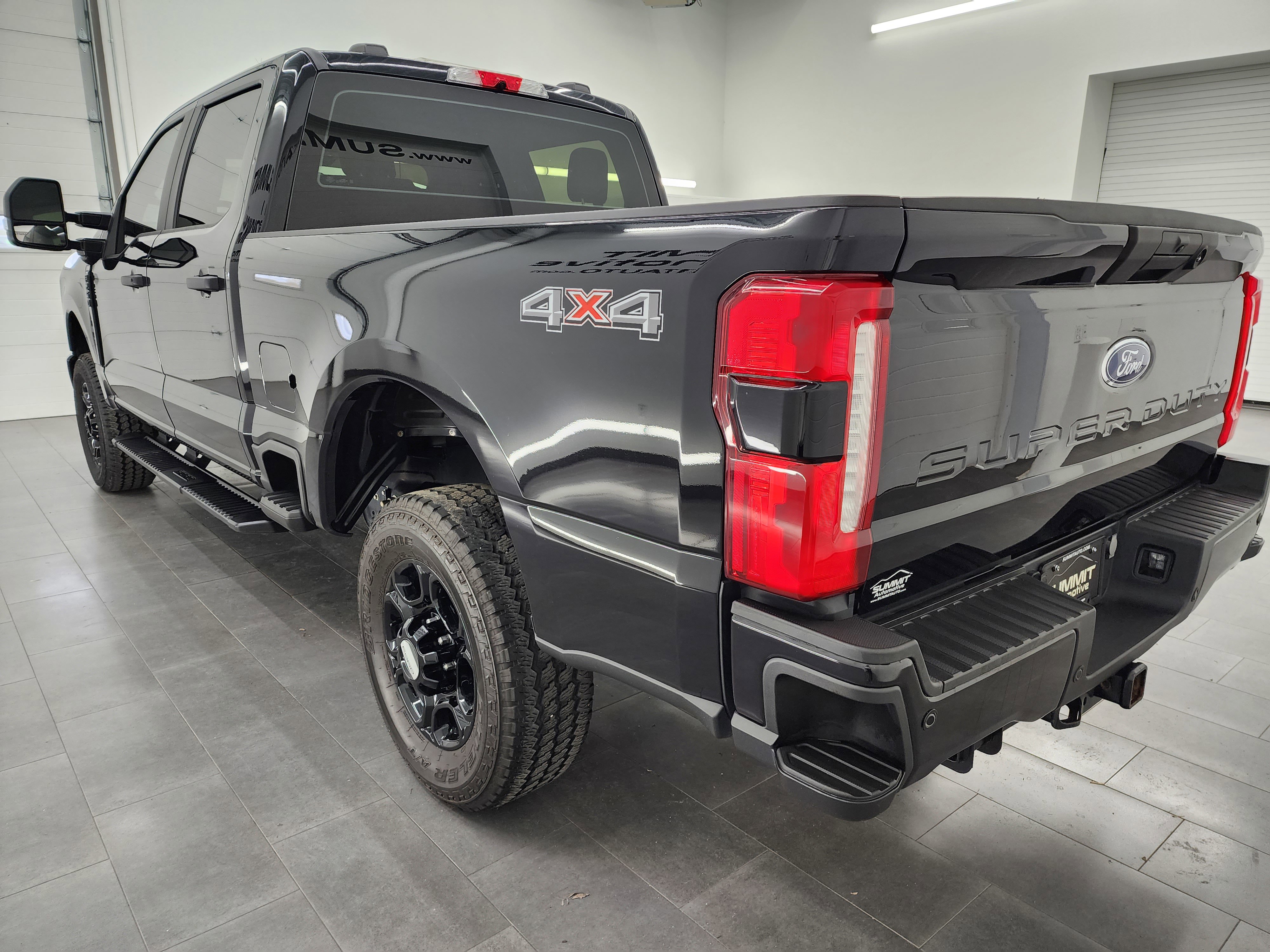 Used 2024 Ford F250 XL w/ STX Appearance Package image 6