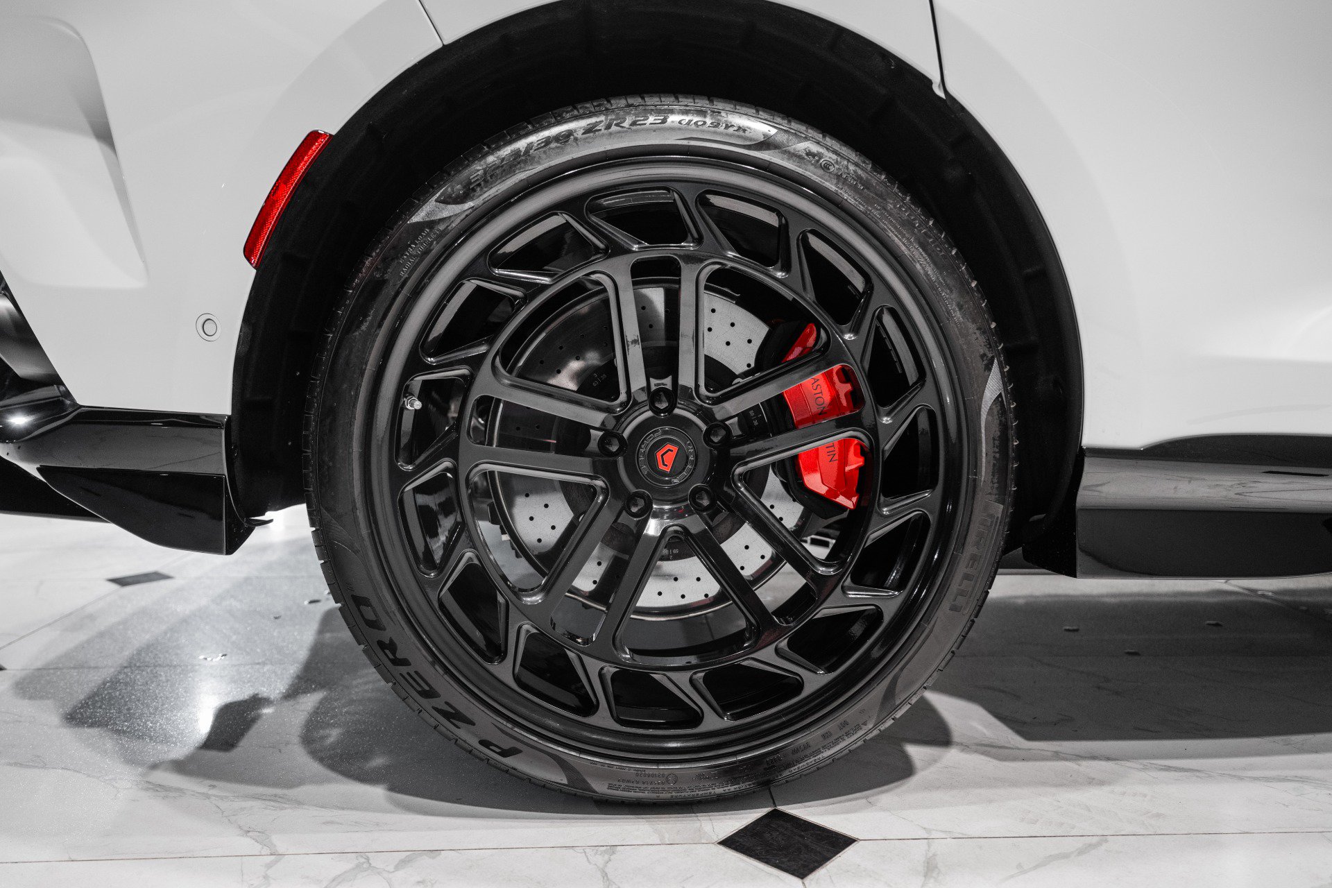 New 2026 Aston Martin DBX 707 image 51