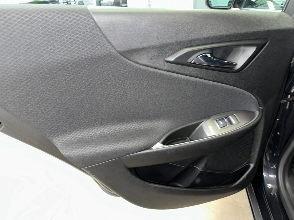 Used 2022 Chevrolet Malibu RS image 16