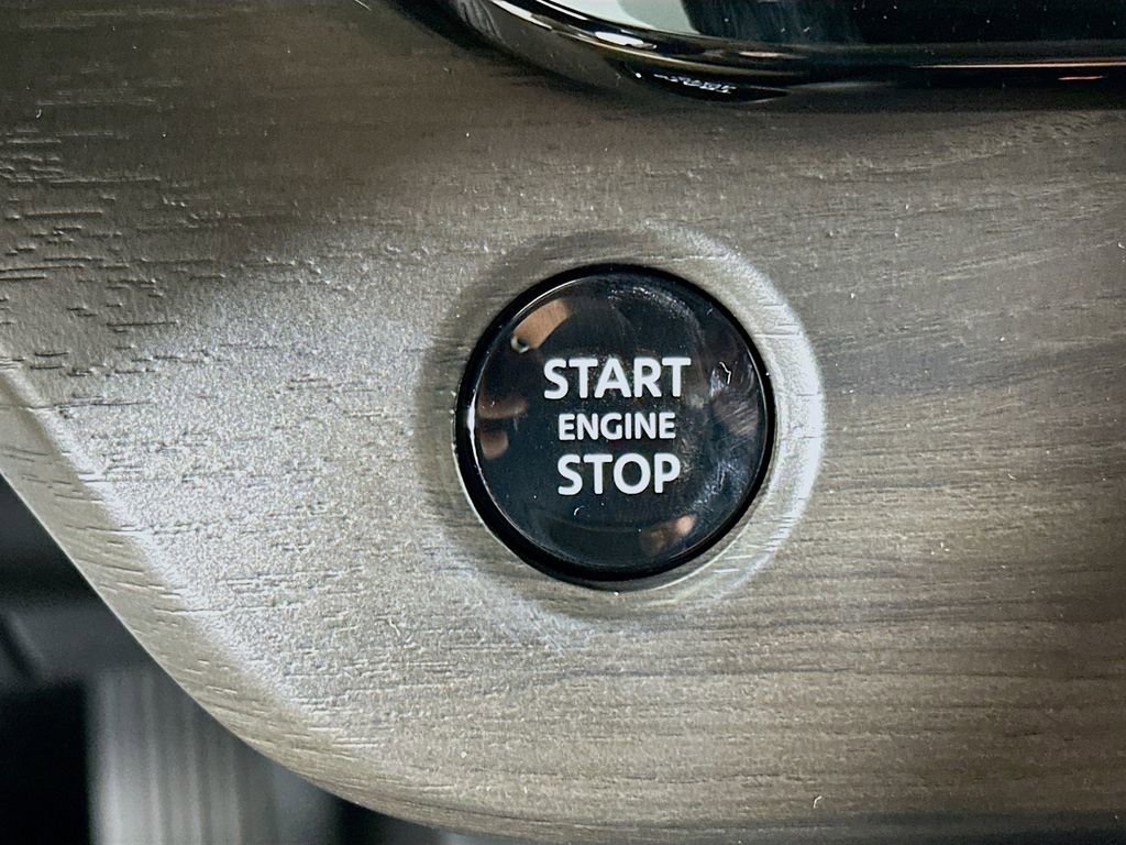 New 2026 Nissan Murano SV image 18