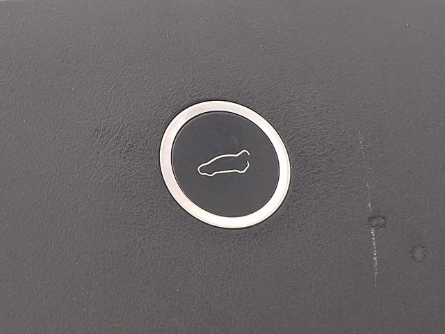 Used 2020 Tesla Model X Long Range image 32