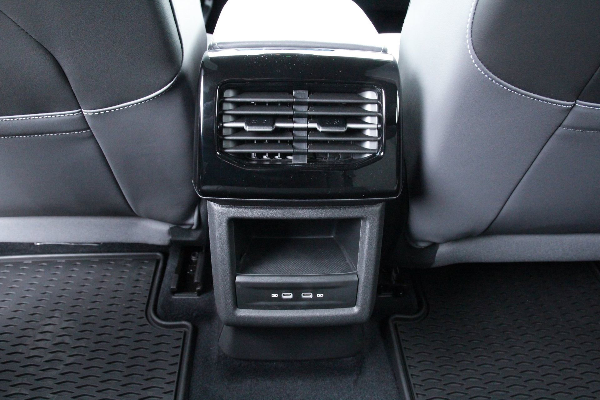New 2025 Volkswagen ID.4 Pro AWD/4WD image 24