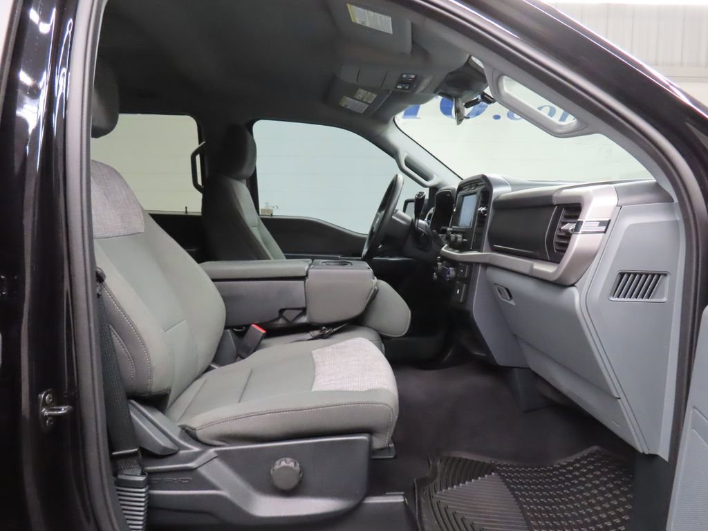 Used 2023 Ford F150 XLT w/ Trailer Tow Package image 24