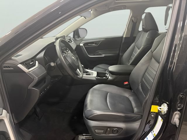 Used 2021 Toyota RAV4 XLE Premium AWD/4WD image 11