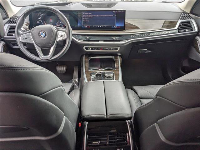 Used 2024 BMW X7 xDrive40i AWD/4WD image 17