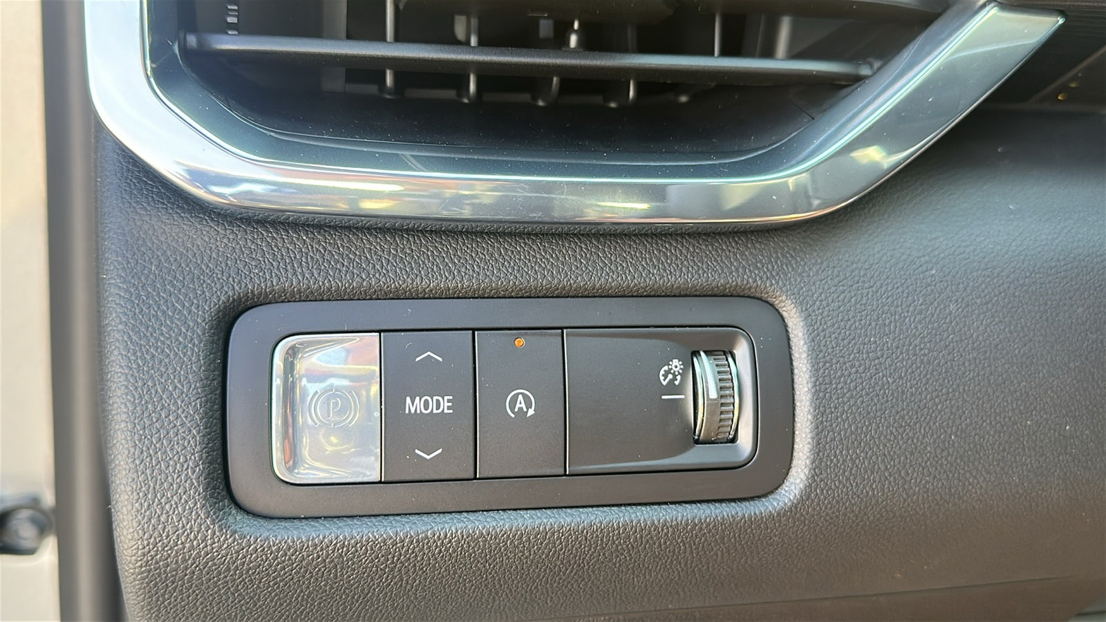 New 2026 GMC Acadia Elevation FWD image 24