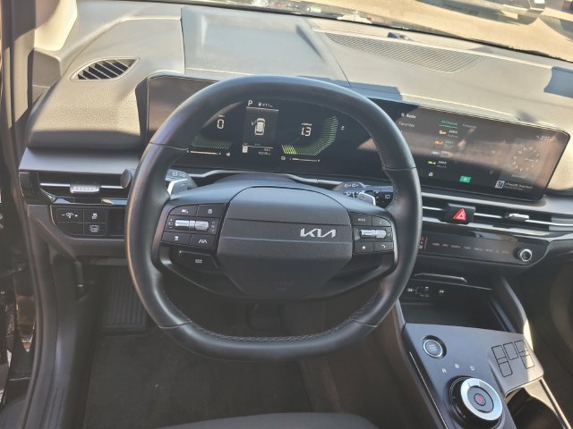 Used 2026 Kia Sportage LX FWD image 30