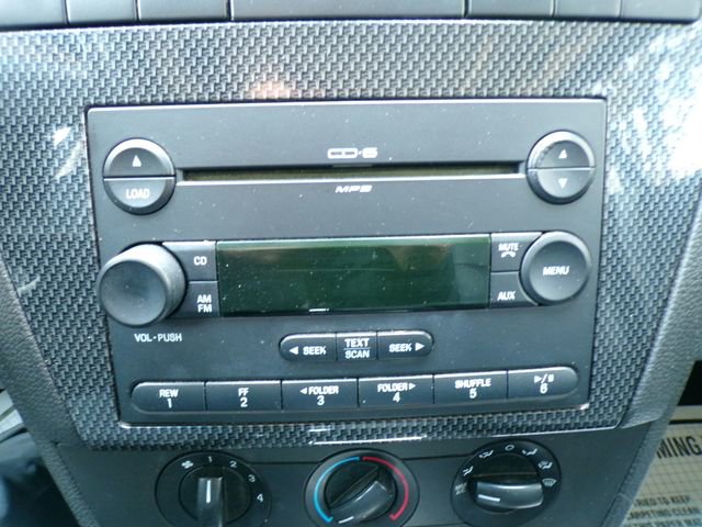 Used 2006 Ford Fusion SE FWD image 21